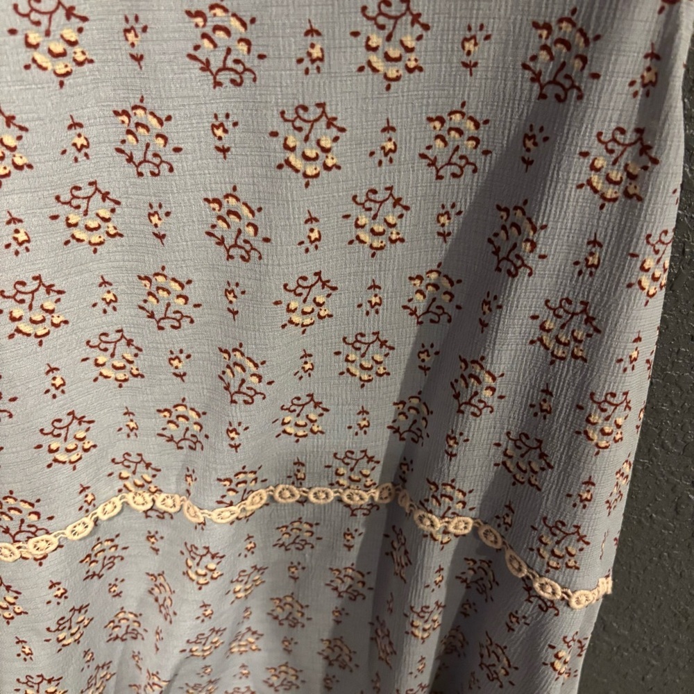Floral Sleeveless Lauren Conrad Blouse - Picture 2 of 5